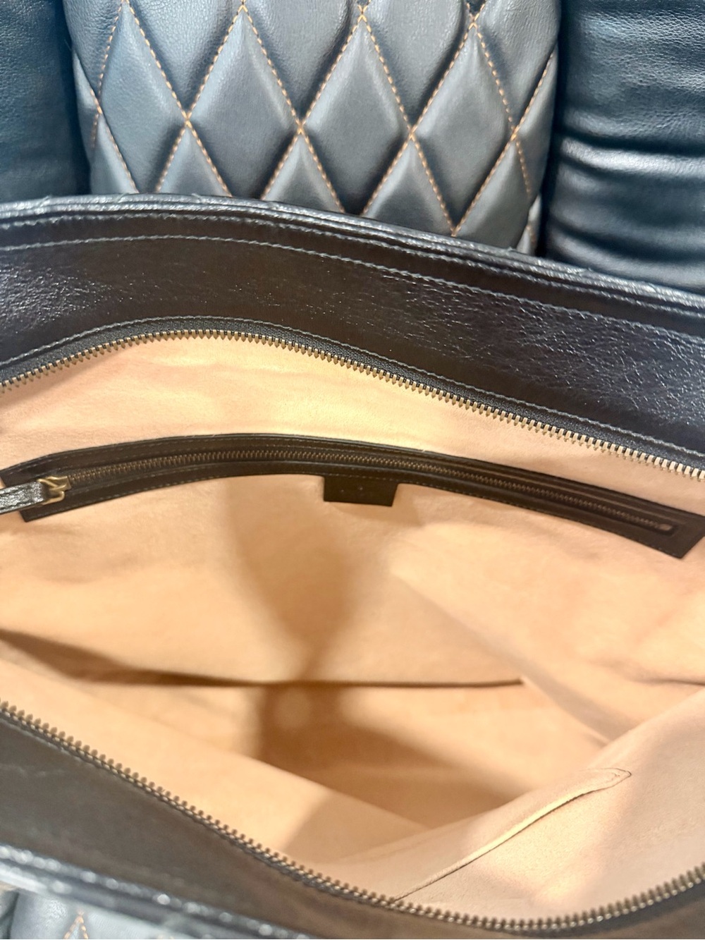 Authentic Gucci Black Double G Marmont Large Tote with Gold Hardware NWOT OBO - Picture 4 of 7